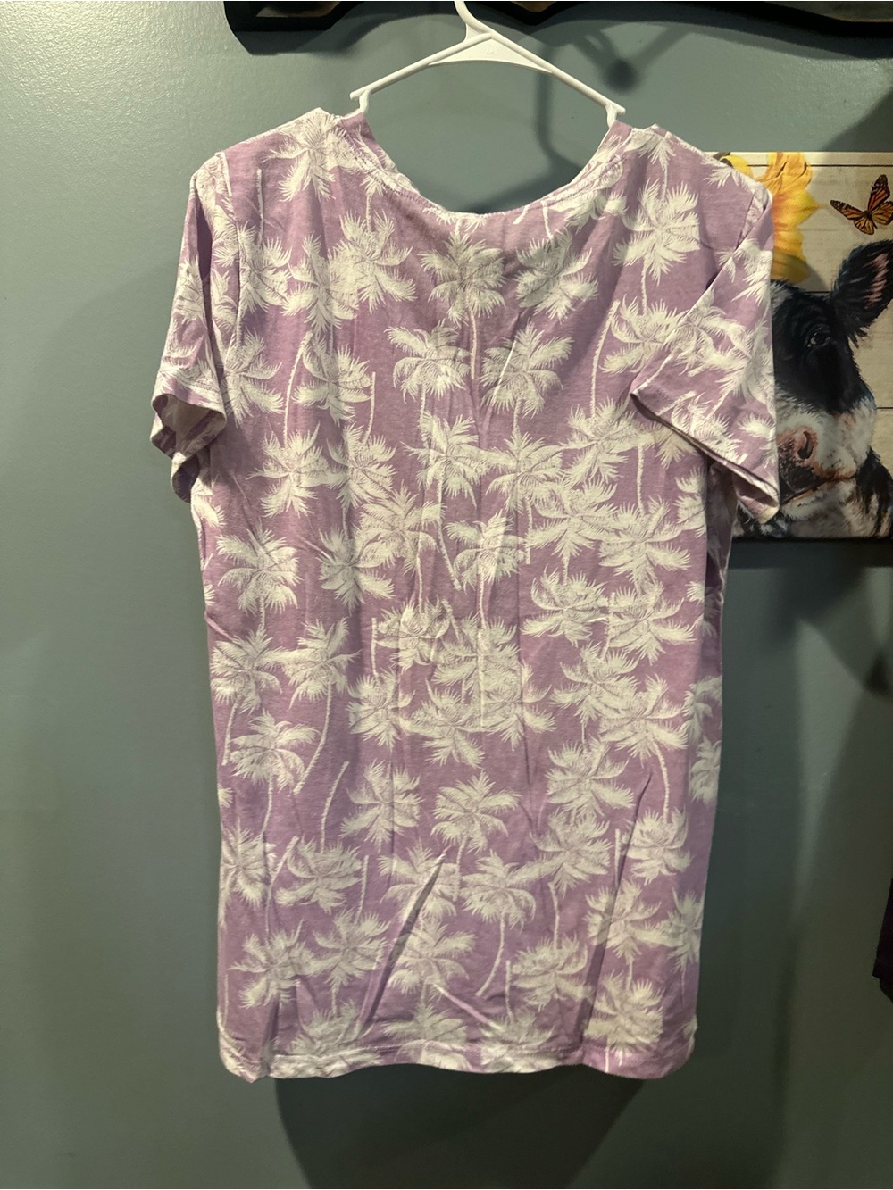 a.n.a Lavender Palm V-Neck Tee with White Print - Picture 3 of 4